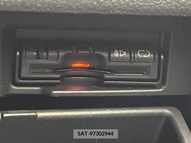 Nissan SERENA 2011-07 324849-6