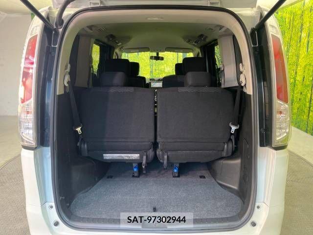 Nissan SERENA 2011-07 324849-11