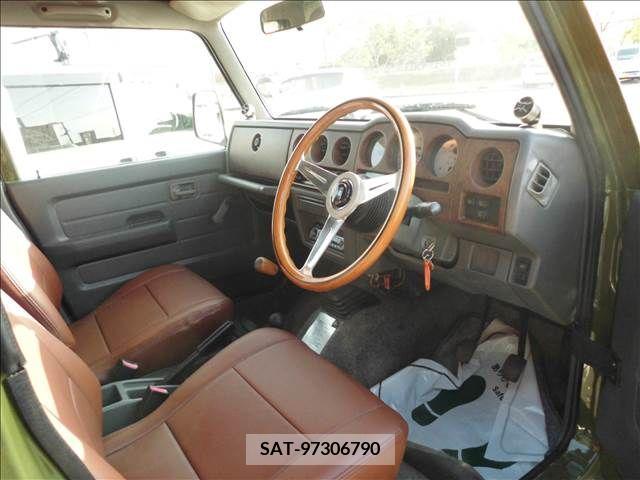 Suzuki JIMNY 1997-01 328203-2