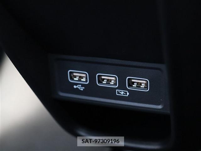 Honda N-ONE 2023-10 371980-8