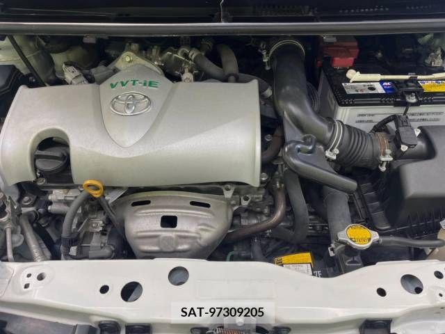 Toyota SIENTA 2015-10 341159-19