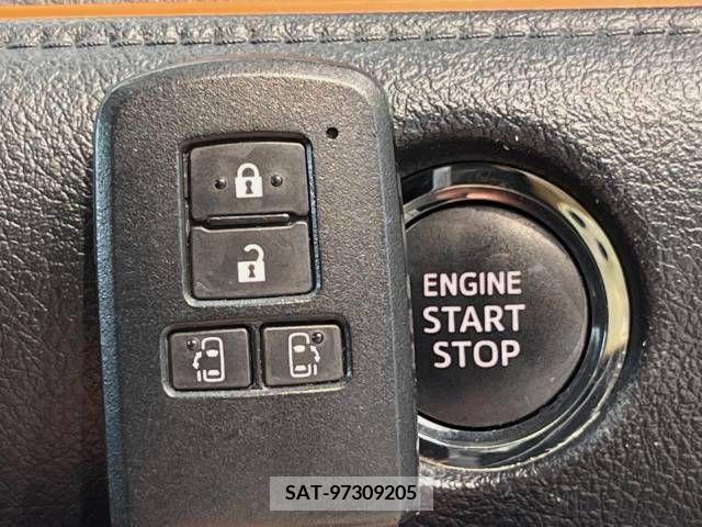 Toyota SIENTA 2015-10 341159-7