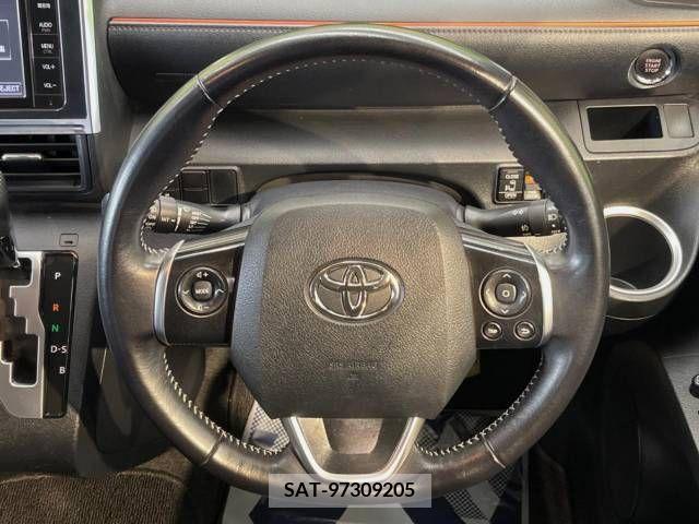 Toyota SIENTA 2015-10 341159-12