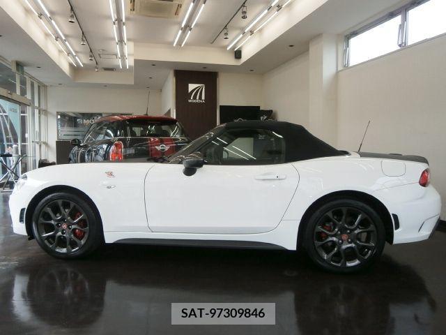 Abarth 124 Spider 2017-01 258703-12