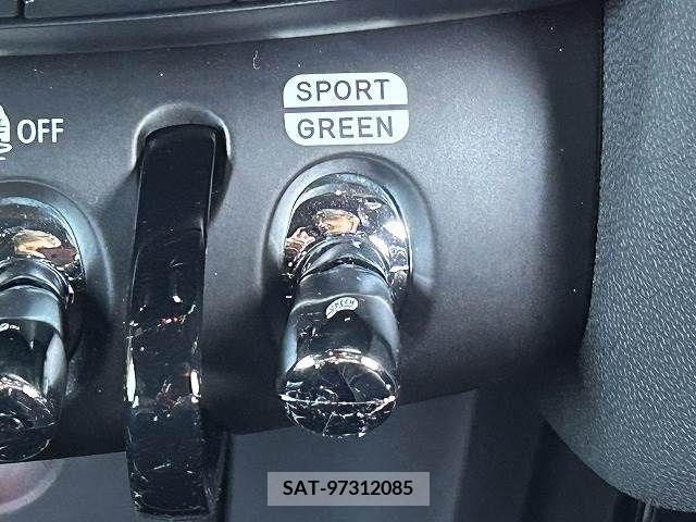 Bmw MINI 2018-08 215852-7