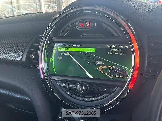 Bmw MINI 2018-08 215852-4