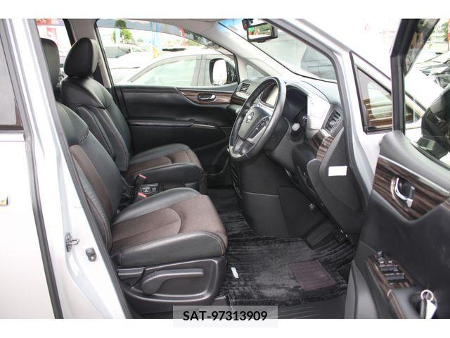 Nissan ELGRAND 2014-08 316265-12