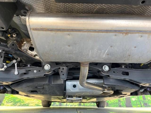 Toyota PRIUS 2019-01 190650-19