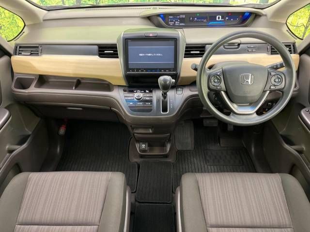 Honda FREED 2017-05 25966-1