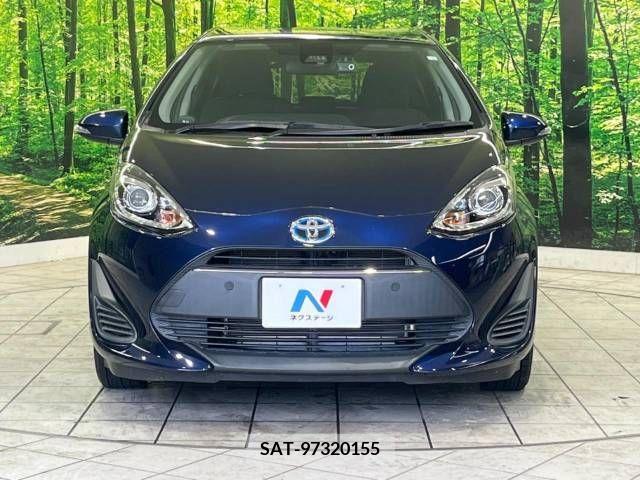 Toyota AQUA 2018-03 379633-14