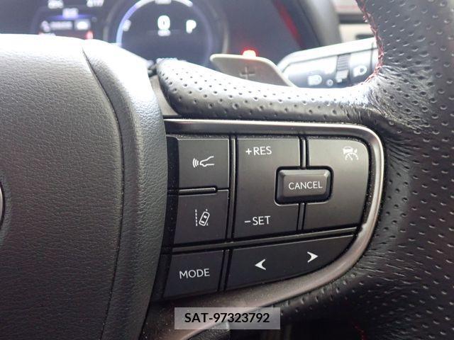 Lexus UX 2022-04 353972-14