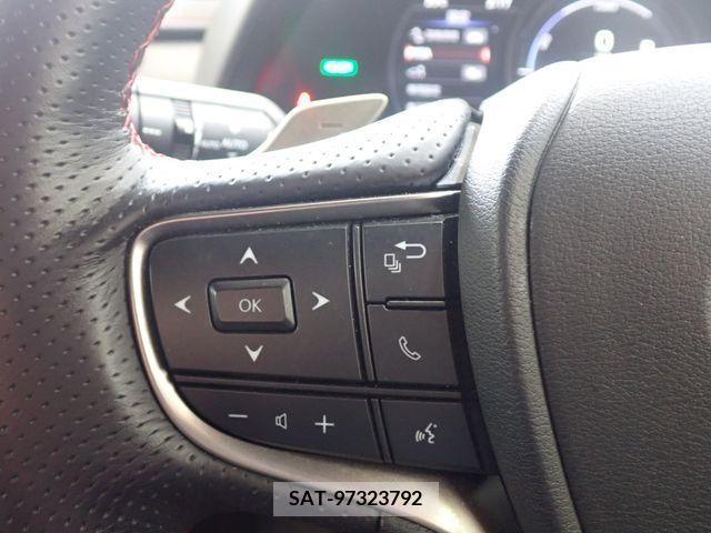 Lexus UX 2022-04 353972-13
