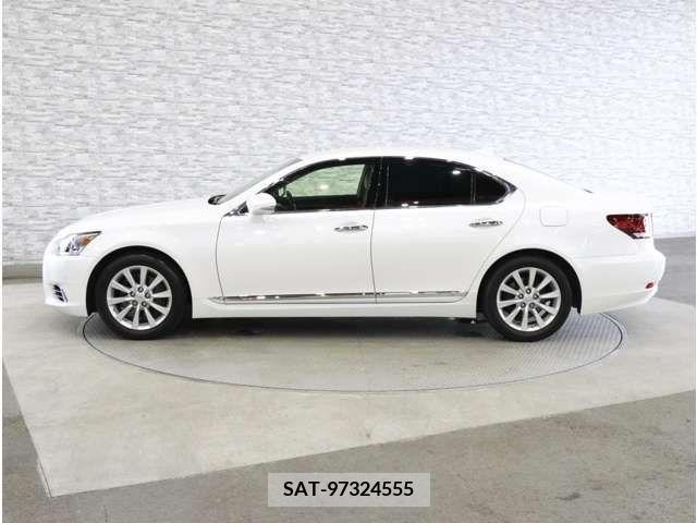 Lexus LS 2014-03 388396-10