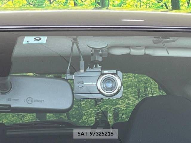 Nissan NOTE 2013-09 392907-4