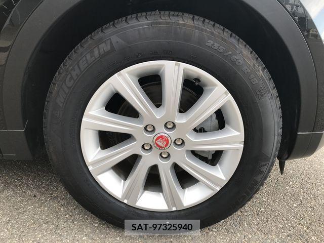 Jaguar E-PACE 2019-12 315822-29