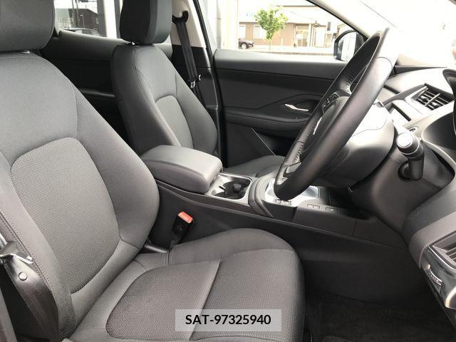 Jaguar E-PACE 2019-12 315822-10