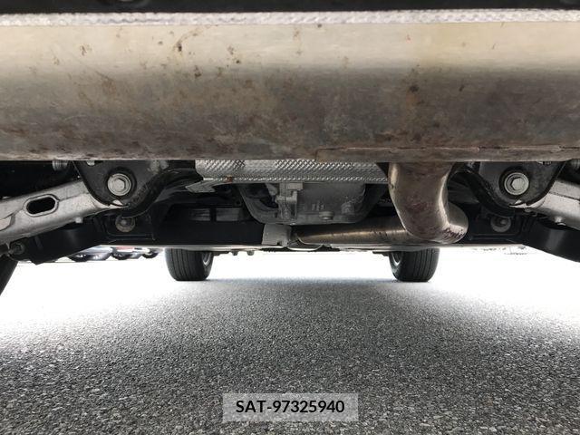 Jaguar E-PACE 2019-12 315822-27