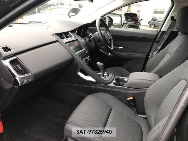 Jaguar E-PACE 2019-12 315822-19