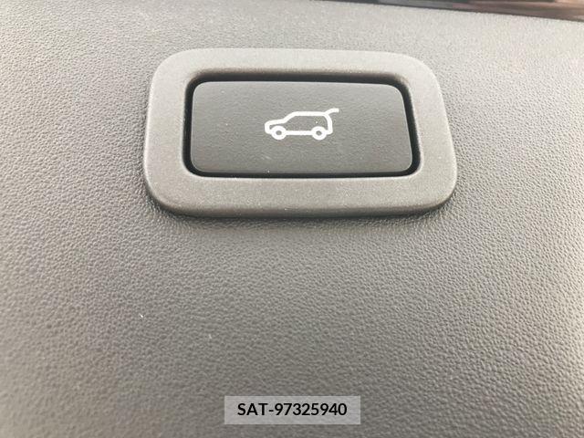 Jaguar E-PACE 2019-12 315822-16