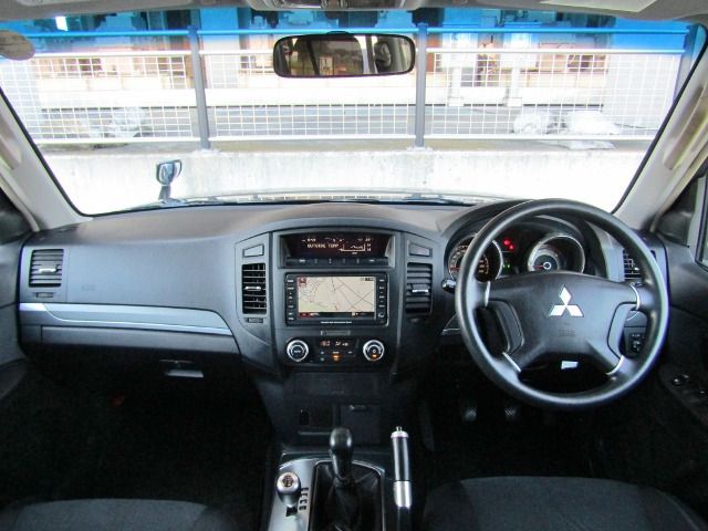 Mitsubishi PAJERO 2007-03 11797-8