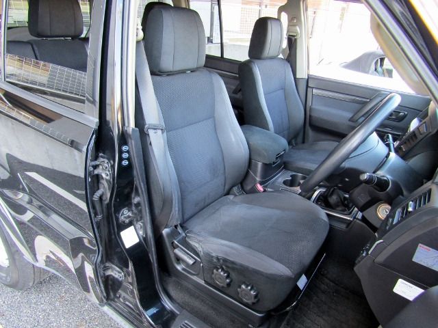 Mitsubishi PAJERO 2007-03 11797-9