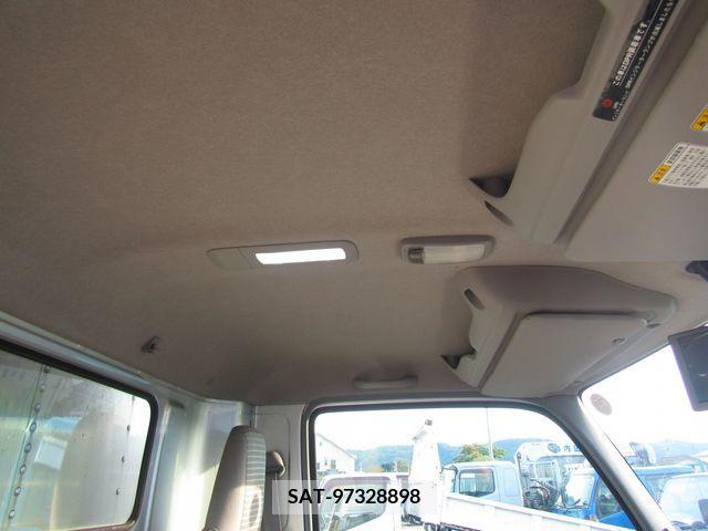 Hino DUTRO 2015-06 390525-23