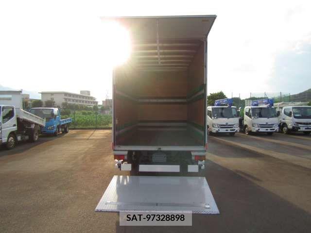 Hino DUTRO 2015-06 390525-7