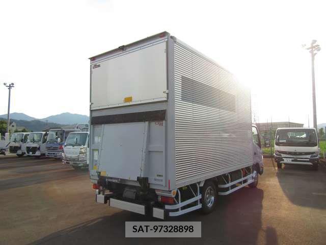 Hino DUTRO 2015-06 390525-4