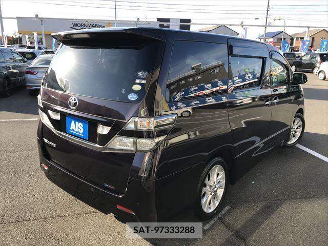 Toyota VELLFIRE 2010-11 207947-2