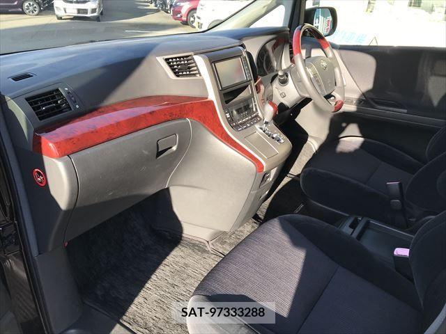 Toyota VELLFIRE 2010-11 207947-11