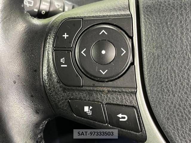 Toyota VOXY 2014-01 289117-6