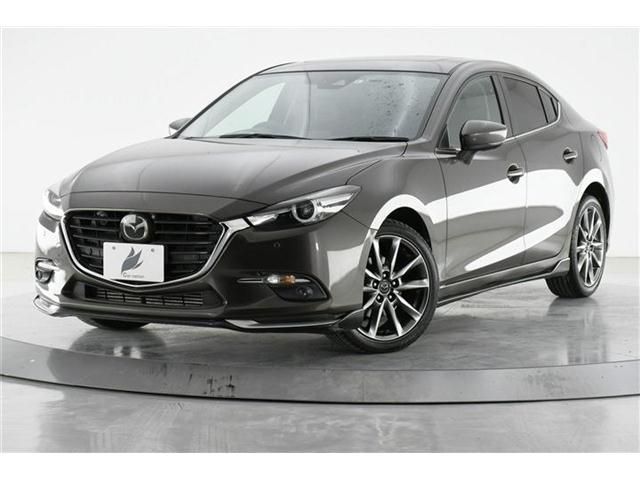 Mazda AXELA 2018-06 17637-0