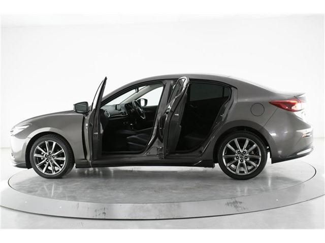 Mazda AXELA 2018-06 17637-3