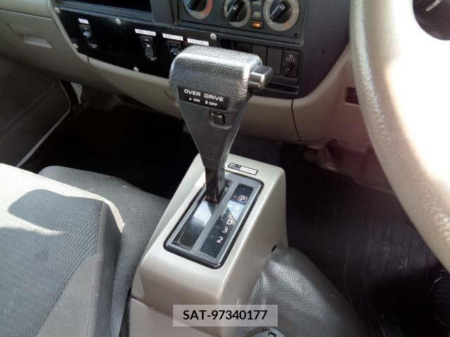 Nissan ATLAS 2017-05 292424-6