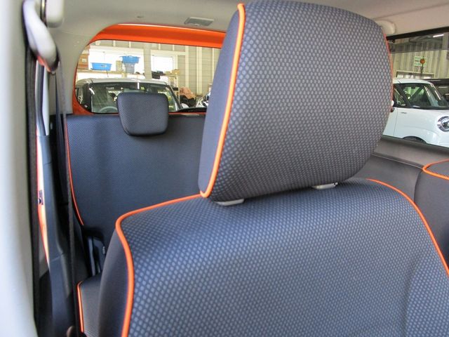 Suzuki HUSTLER 2014-08 2001-8
