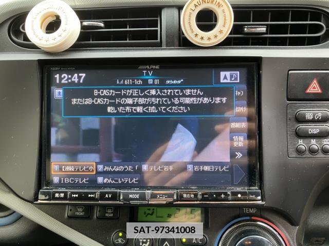 Toyota AQUA 2013-09 355118-7