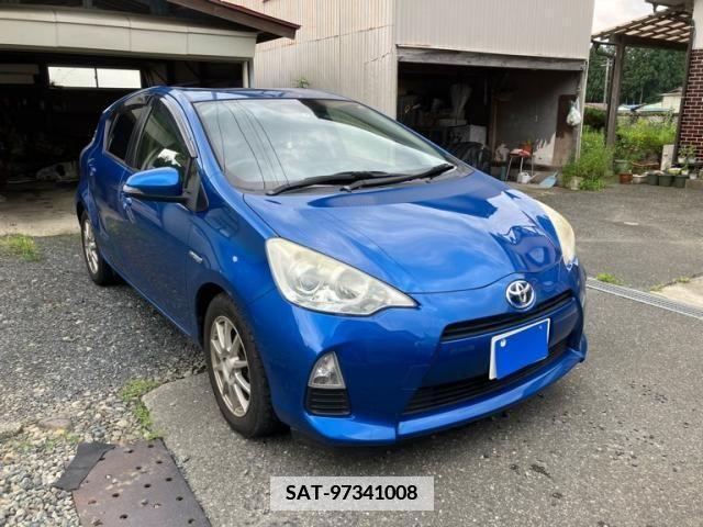 Toyota AQUA 2013-09 355118-0