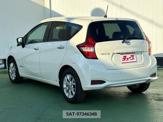 Nissan NOTE 2018-09 279893-8