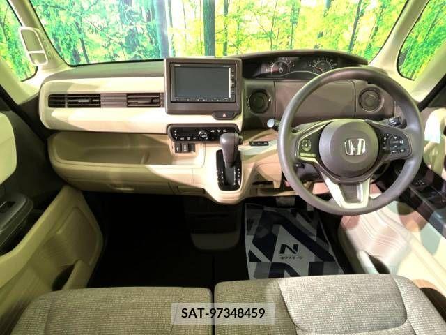 Honda N BOX 2017-10 244354-1
