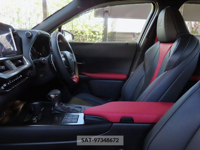 Lexus UX 2023-03 313549-19