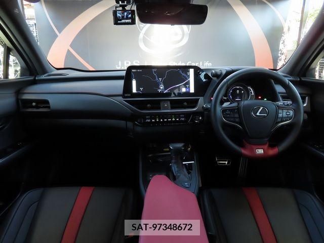 Lexus UX 2023-03 313549-2