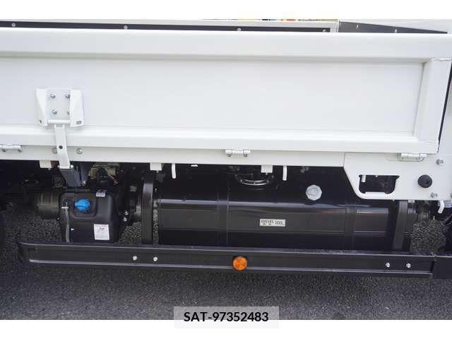 Mitsubishi CANTER 2023-08 294434-17