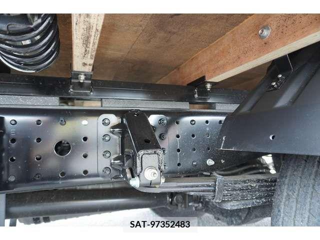 Mitsubishi CANTER 2023-08 294434-9