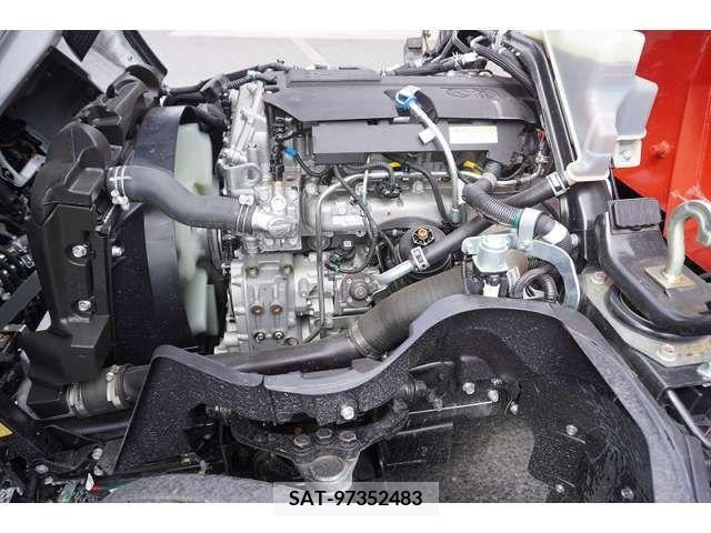 Mitsubishi CANTER 2023-08 294434-11