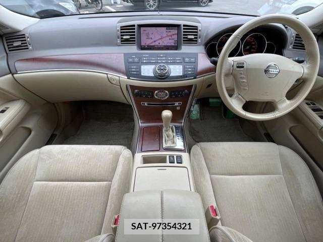 Nissan FUGA 2006-01 216493-1