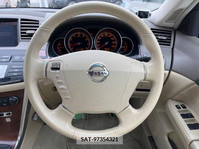 Nissan FUGA 2006-01 216493-8