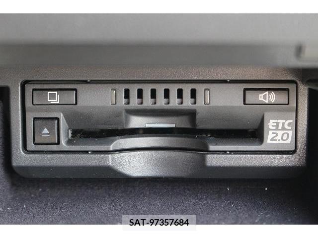 Lexus LS 2020-03 223399-4