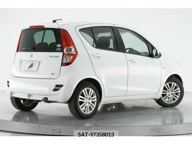 Suzuki SPLASH 2013-04 221283-4