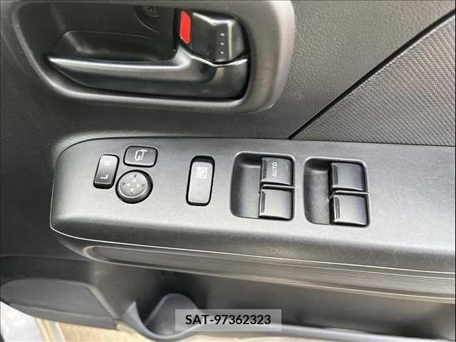 Suzuki WAGON R 2020-07 311944-27