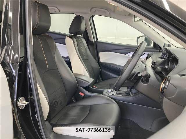 Mazda CX-3 2022-12 302076-11